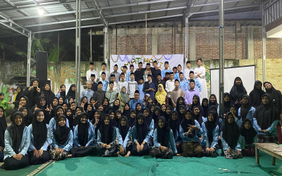 Peringatan Hari Guru di Ponpes Al-Fajar: